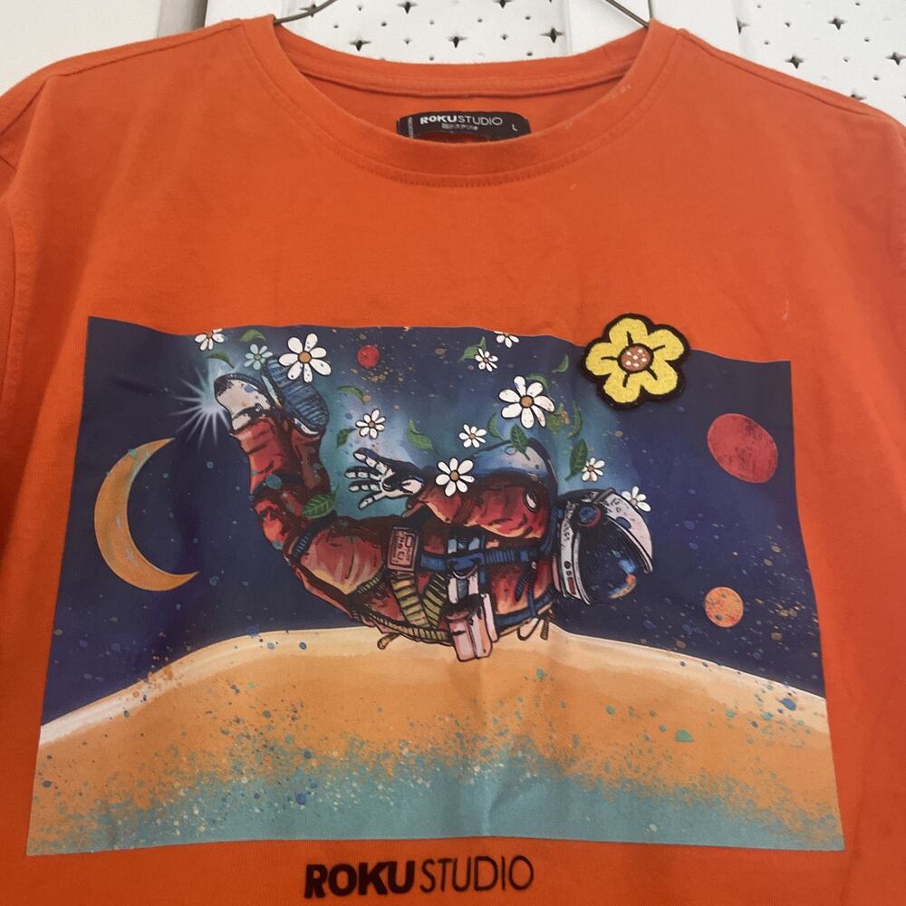 ROKU STUDIO Orange Graphic T-Shirt L size